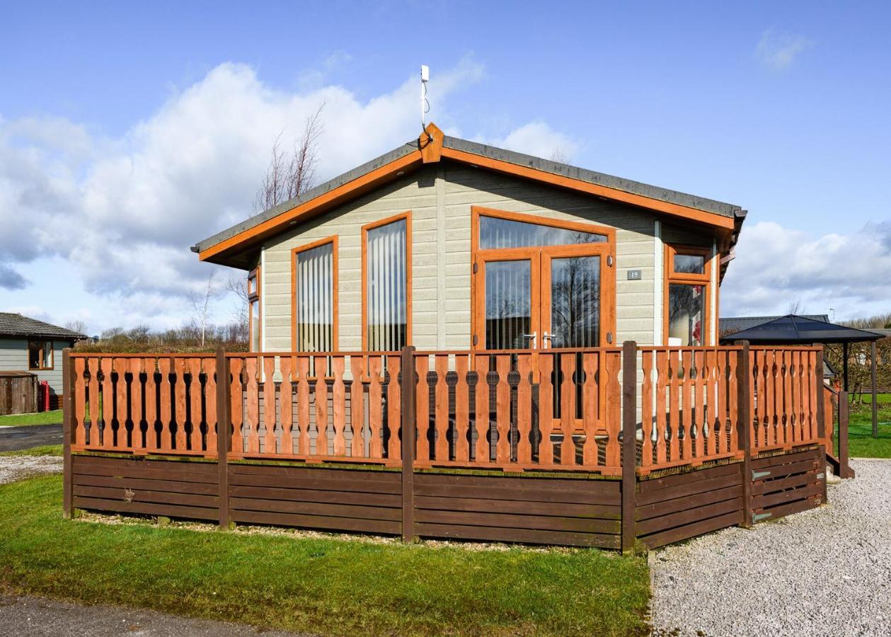 South Lakeland Leisure Village Hornby  Exterior photo